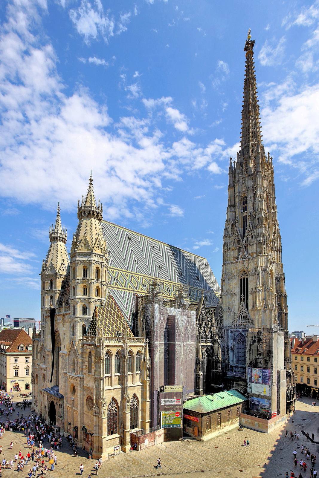St Stephen’s Cathedral, Vienna, with its tall Gothic south tower and patterned tile roof.